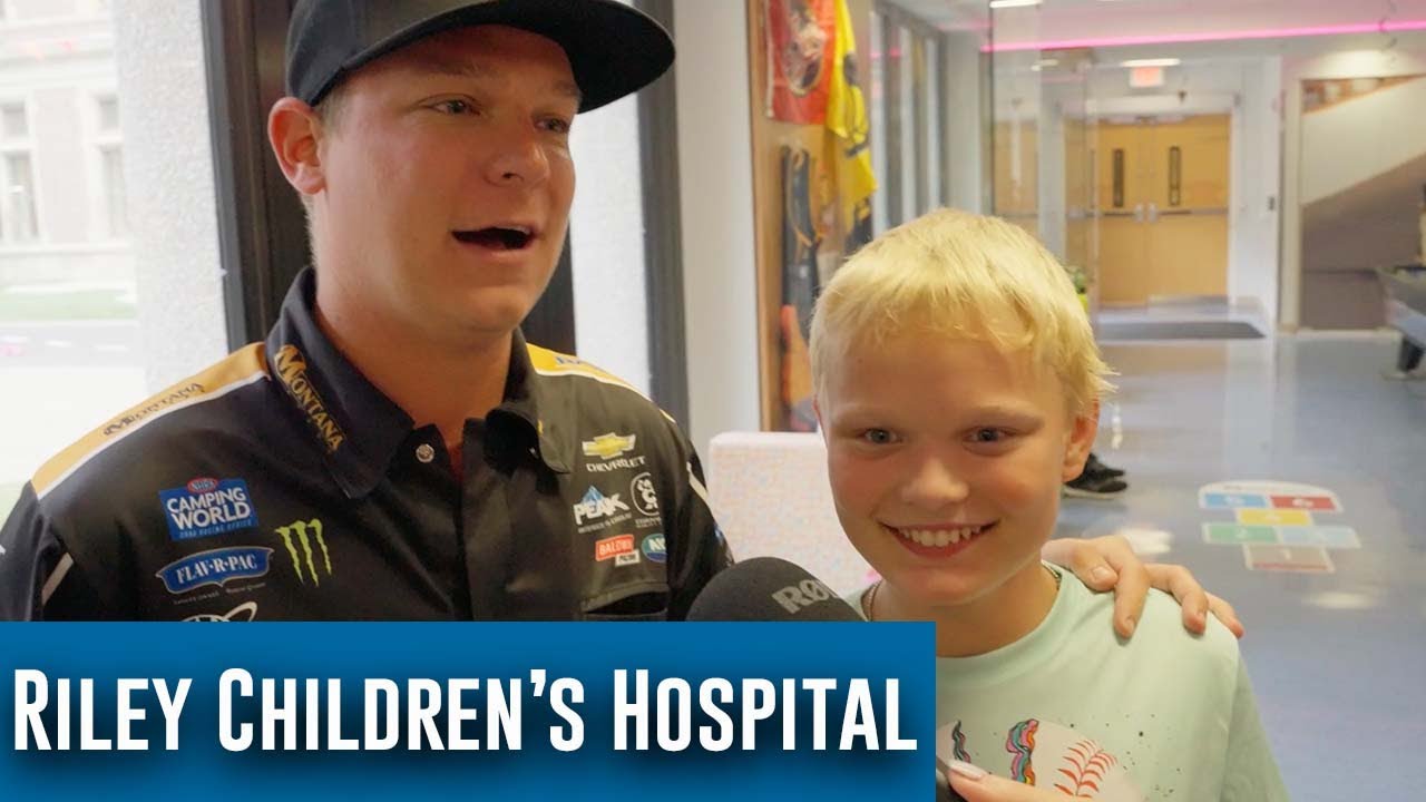 NHRA drivers spend time at Riley Children's Hospital