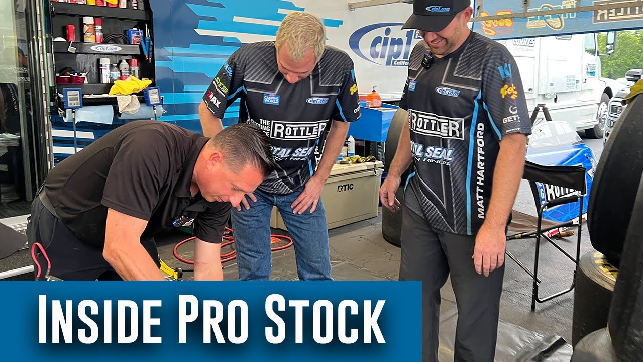 Inside Pro Stock: Changing tires with the Total Seal team