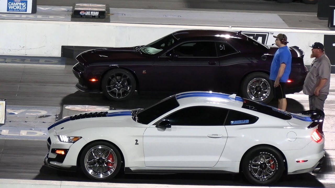 Shelby vs Challenger Scat Pack