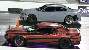 Hellcat Redeye vs Charger Scat Pack Widebody - muscle cars drag racing
