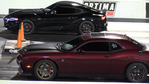 Hellcat Redeye vs Toyota Supra - drag racing