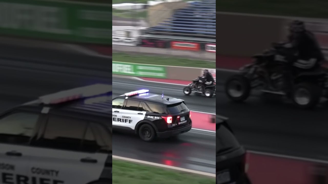 Police car vs quad - drag racing