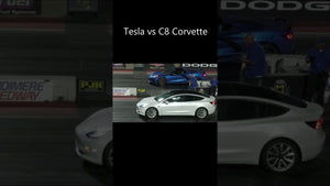 Tesla vs C8 Corvette - drag racing