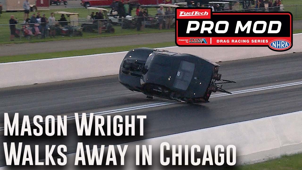 Mason Wright walks away from wreck in Chicago
