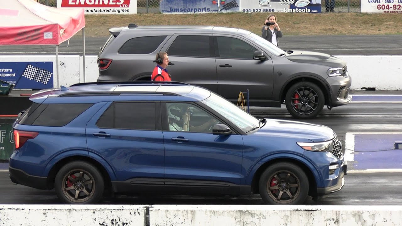 Durango Hellcat vs Ford Explorer ST - drag racing